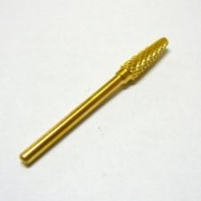 Carbidfej enyhén kupos arany